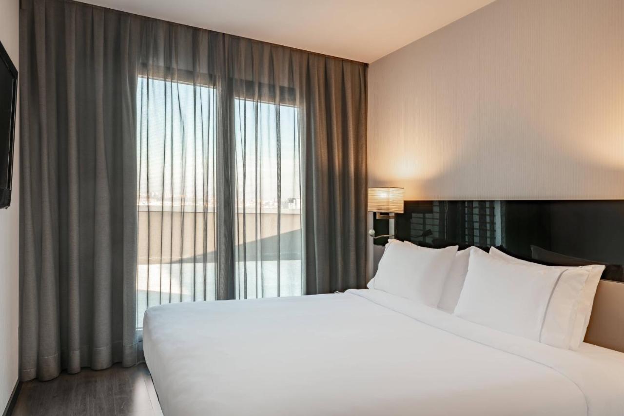 Ac Hotel Atocha By Marriott Madrid Exteriör bild