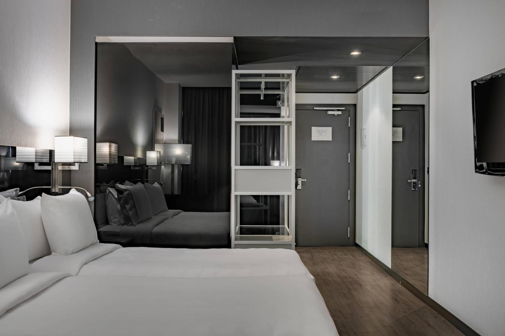Ac Hotel Atocha By Marriott Madrid Exteriör bild